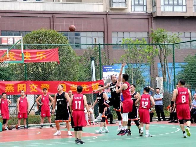 北京時間9月10日17時，2012年第3屆女排亞洲杯賽將在哈薩克斯坦拉開戰(zhàn)幕。10日17時CCTV5/CNTV為您直播女排亞洲杯中國VS日本，敬請收看......直播入口